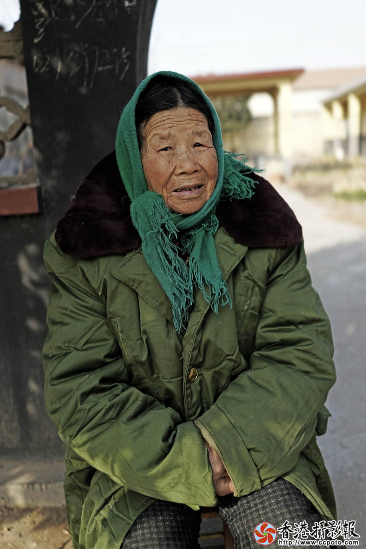为敬老院老人拍照-汤头10..jpg