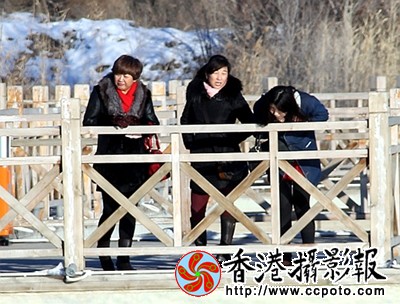 雪染宾河更娇美