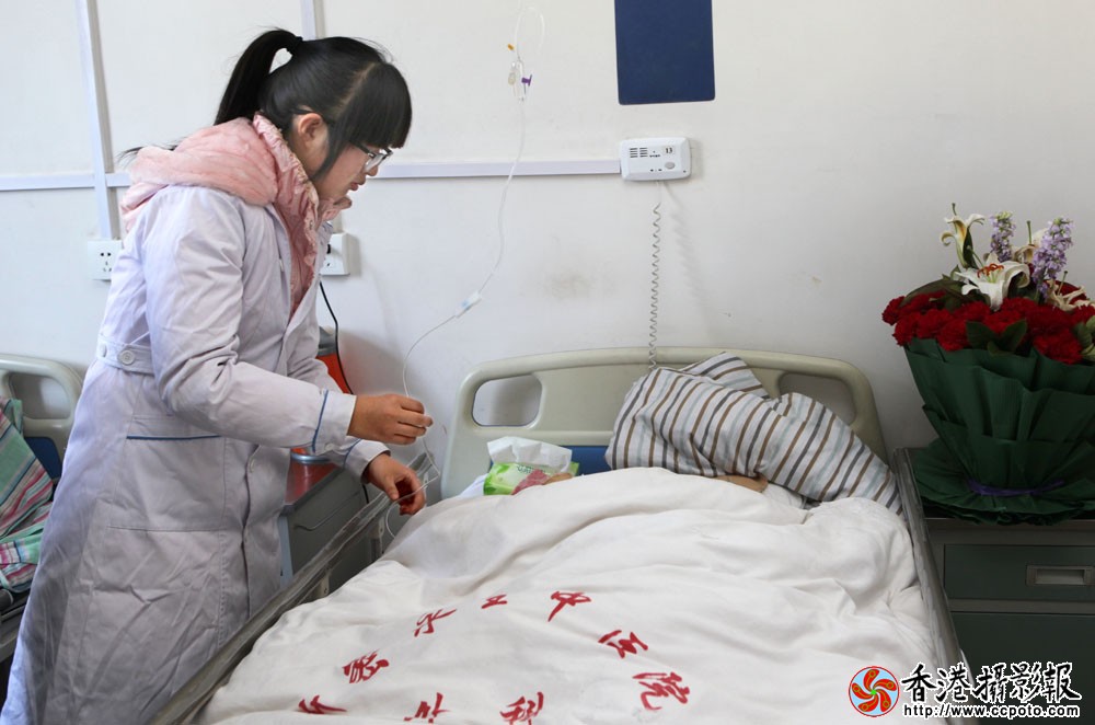 医院靠贴心凭德技赢亲睐之三.JPG