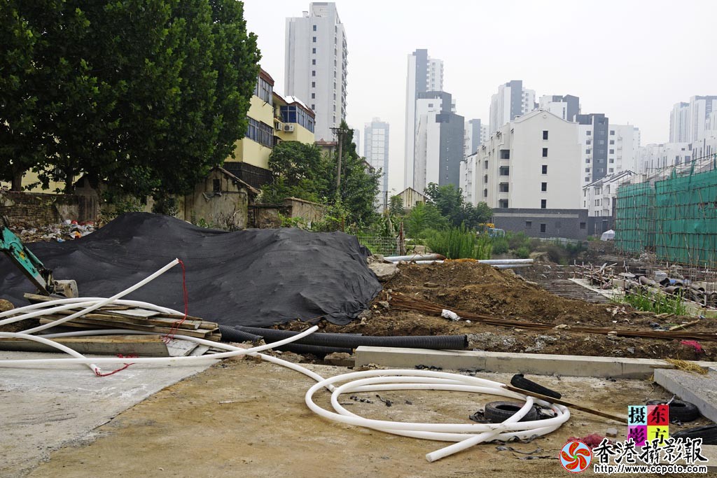 沂州路沿街商铺建设随拍2..jpg